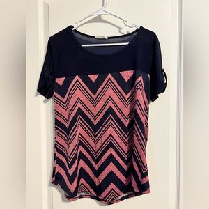 Medium navy blue and pink chevron top